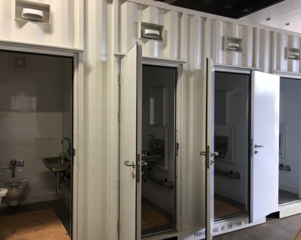 Lưu ý khi thi công nhà vệ sinh container 20 feet